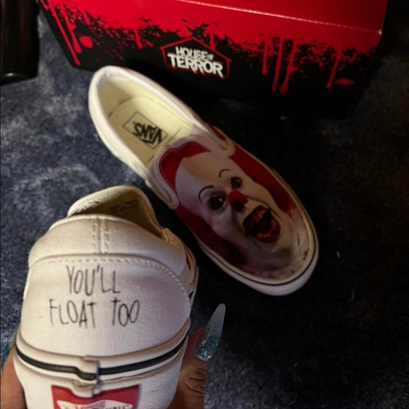 It clown special edition vans 3.5 - Picture 2 of 2
